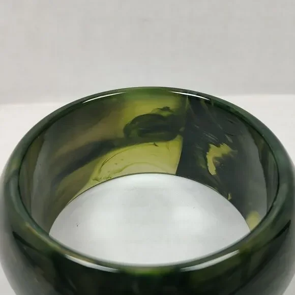 Wide Chunky Glossy Green Marbled Resin Bangle Fashion Statement Bracelet 9" - Picture 8 of 14
